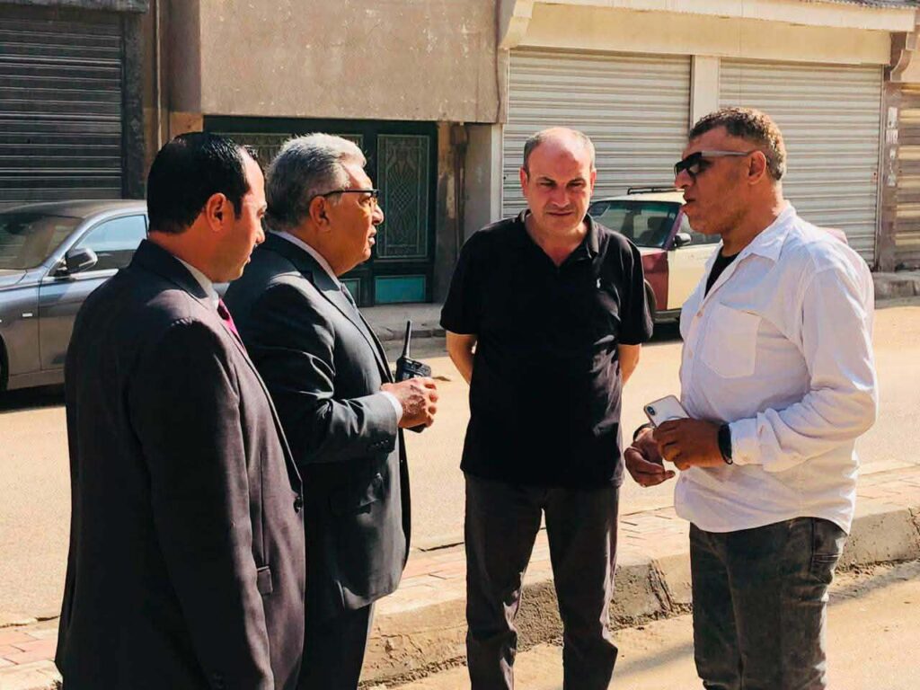 محافظ الدقهلية يستجيب لشكاوى المواطنين ويتفقد شارع العبور بالمجزر لبدء تطويره