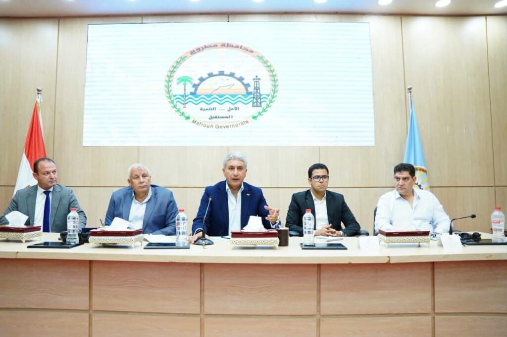 لقاء موسع بمطروح لبحث الاستثمار السياحي.. والتجهيز لإطلاق «مهرجان حصاد الزيتون» في سبتمبر