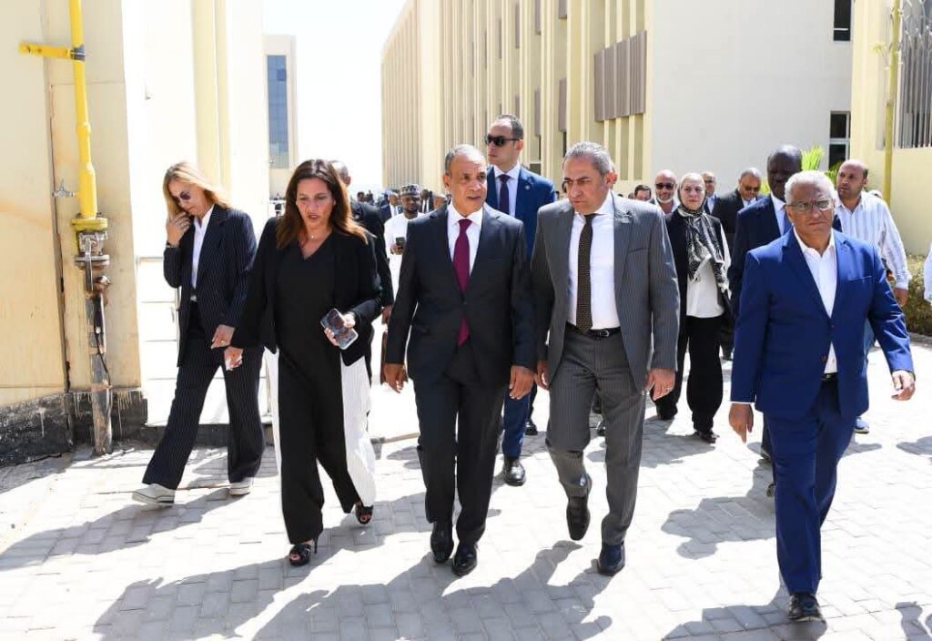 السفراء الأفارقة في جولة بالعاصمة الإدارية تمهيدًا لانتقال السفارات