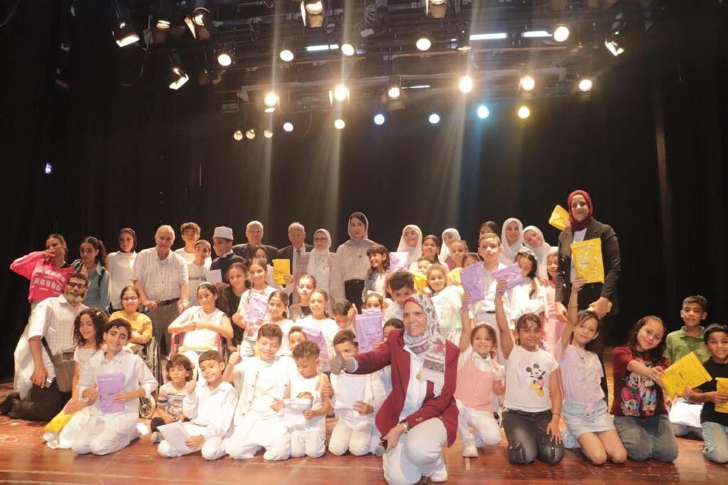 مهرجان «طفولة فوق العادة» يختتم «الليلة المحمدية» بمسرح الهناجر وسط تفاعل جماهيري