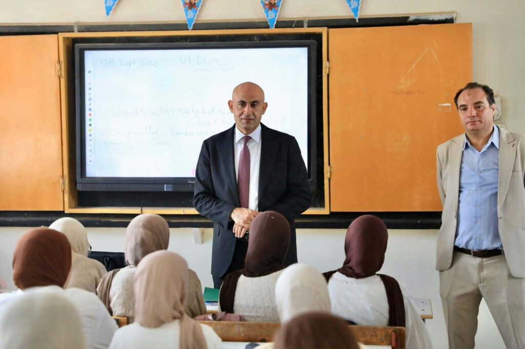 وزير التعليم يتفقد مدارس الغربية ويتابع انتظام الدراسة في أول أيام العام الجديد