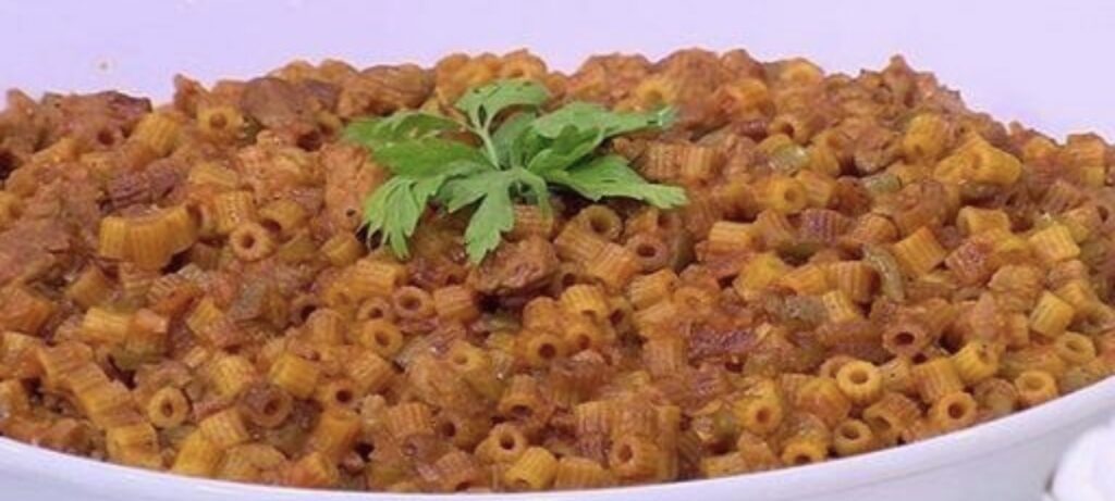 المكرونة المحمرة.. أكلة اقتصادية سريعة بطعم بيتي مميز