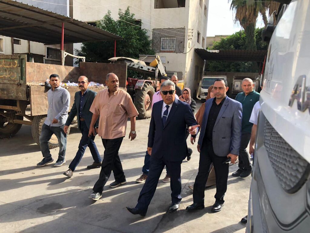 محافظ الدقهلية يفاجئ المركز التكنولوجي بطلخا ويوجه بسرعة إنهاء ملفات التصالح