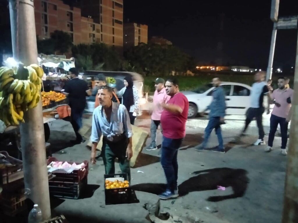 محافظ الدقهلية يتابع حملة ليلية لإزالة الإشغالات بالمنصورة