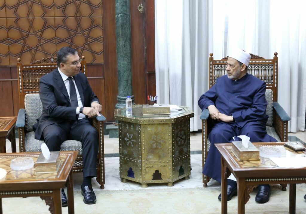 شيخ الأزهر يستقبل رئيس اتحاد إذاعات الدول الإسلامية ويؤكد: الإعلام الهادف شريك أساسي في بناء الوعي