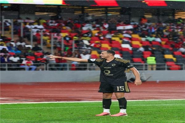 طبيب الأهلي يكشف تفاصيل إصابة عمر الساعي بعد هدفه الأول أمام كيتارا