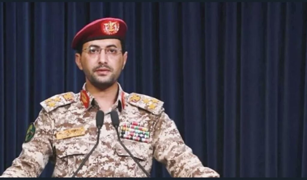 الحوثيون يجددون التحذير من مطار الملك خالد بالرياض.. ما القصة؟
