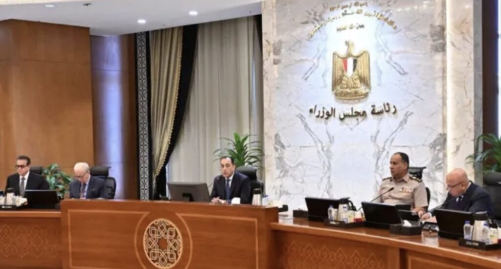 مصر تتحرك لتأمين السلع الأساسية.. تحركات حكومية لمواجهة تداعيات التوترات الإقليمية